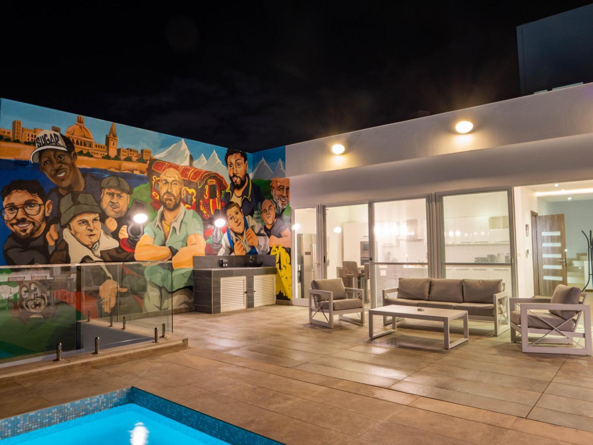 Villa Gaia - Sunset Views, Indoor Heated Pool, Sauna And Games Room 멜리에하 외부 사진
