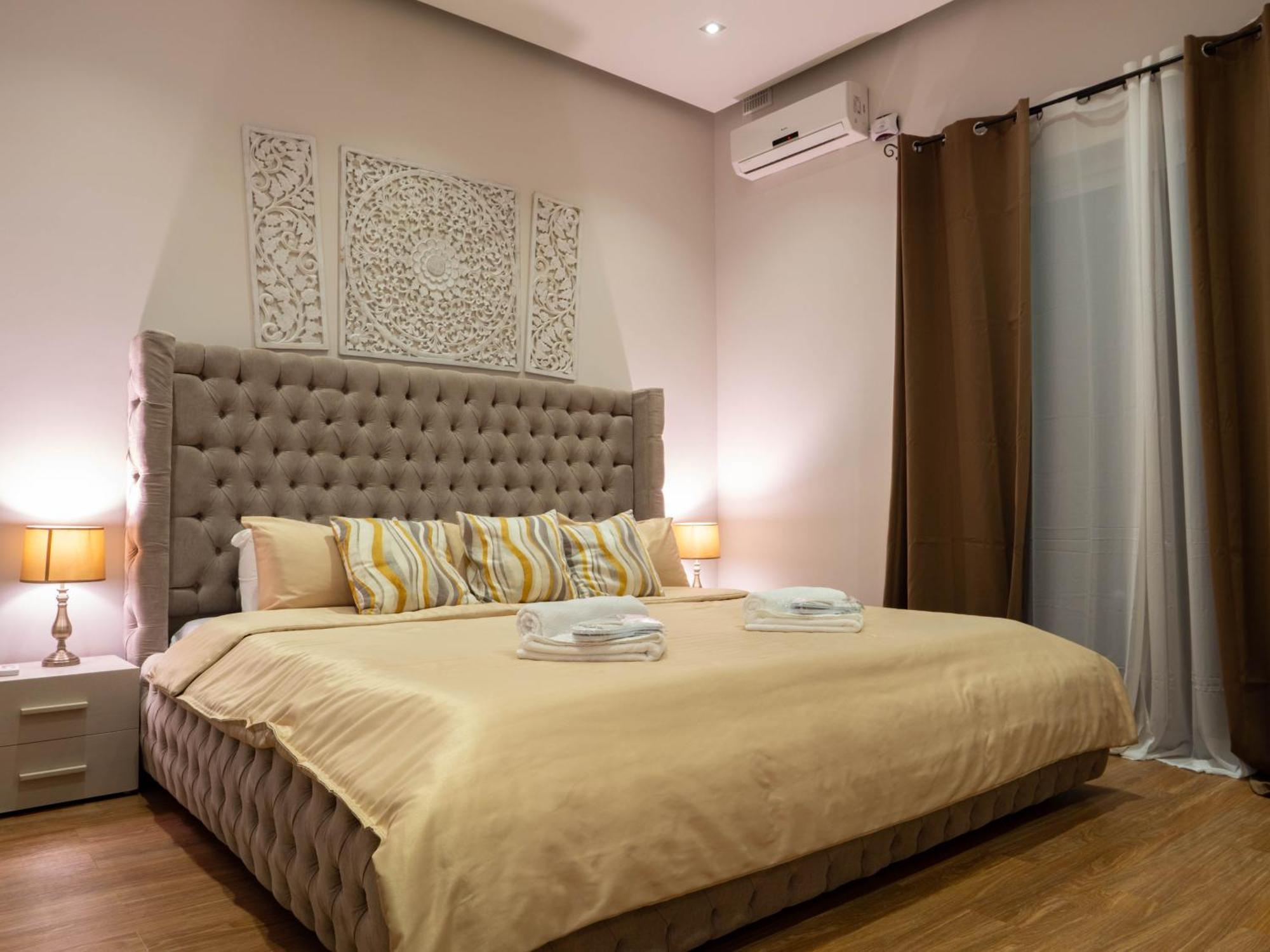 Villa Gaia - Sunset Views, Indoor Heated Pool, Sauna And Games Room 멜리에하 외부 사진