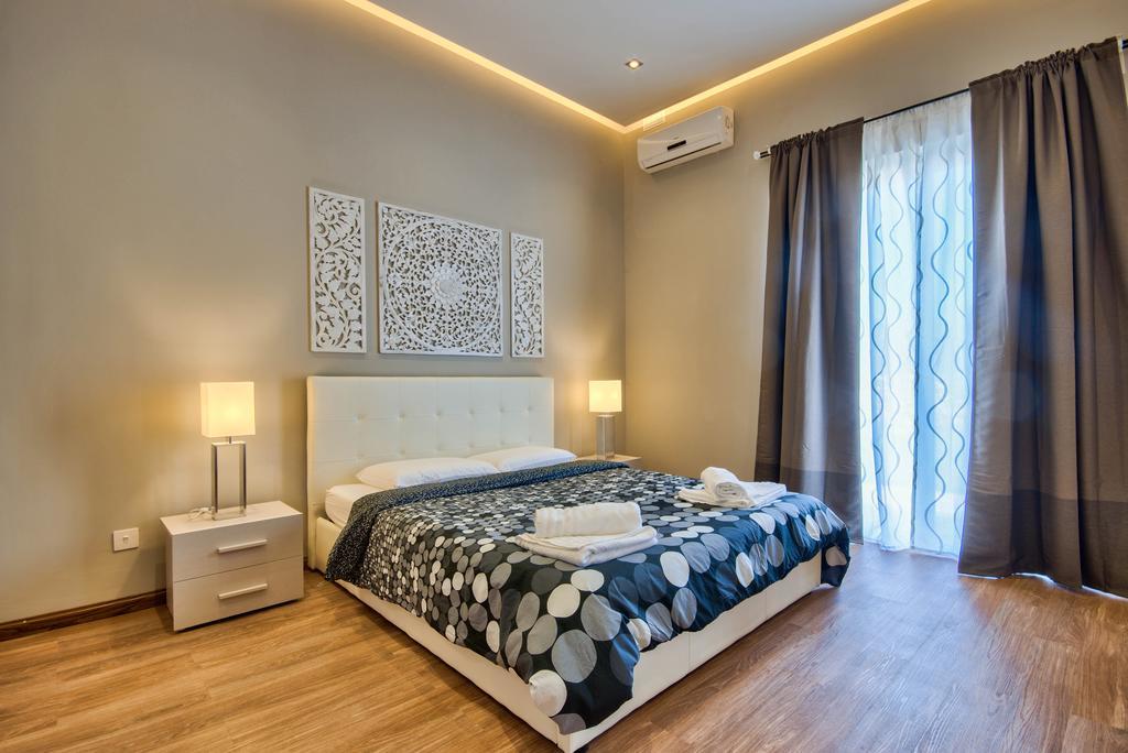 Villa Gaia - Sunset Views, Indoor Heated Pool, Sauna And Games Room 멜리에하 외부 사진