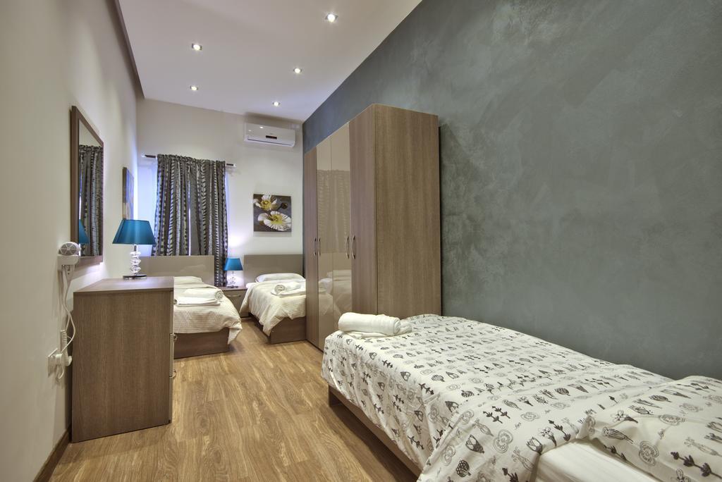 Villa Gaia - Sunset Views, Indoor Heated Pool, Sauna And Games Room 멜리에하 외부 사진