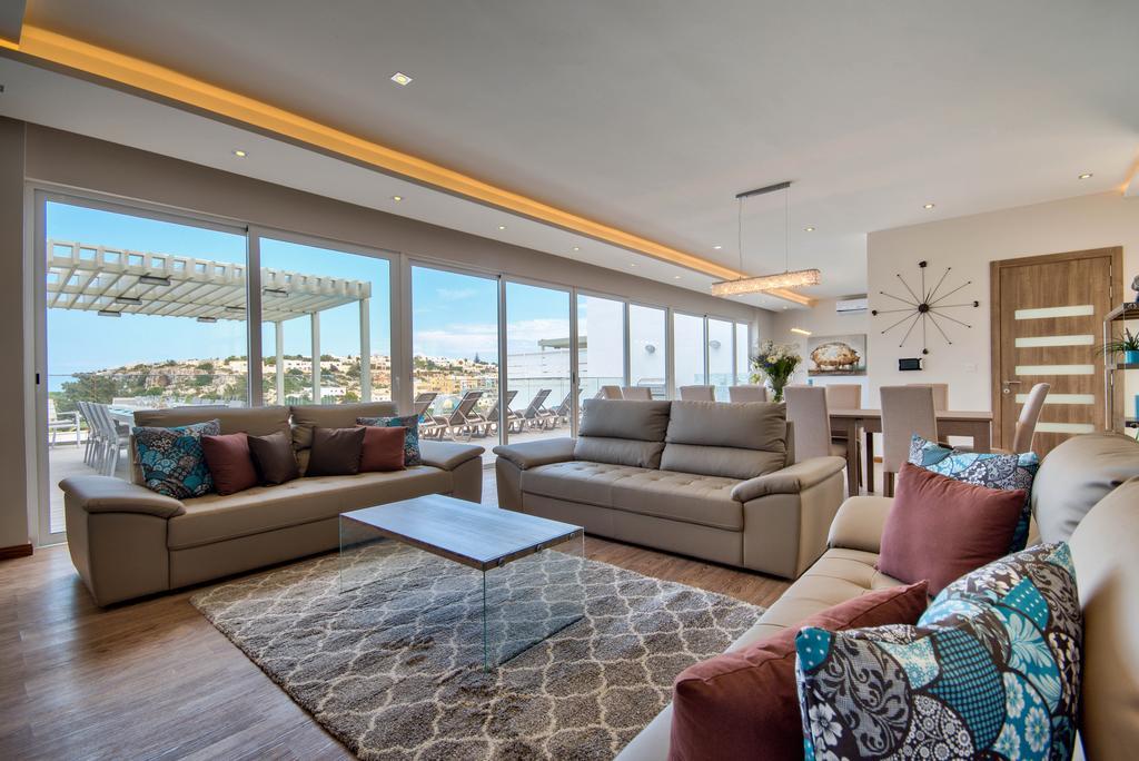 Villa Gaia - Sunset Views, Indoor Heated Pool, Sauna And Games Room 멜리에하 외부 사진