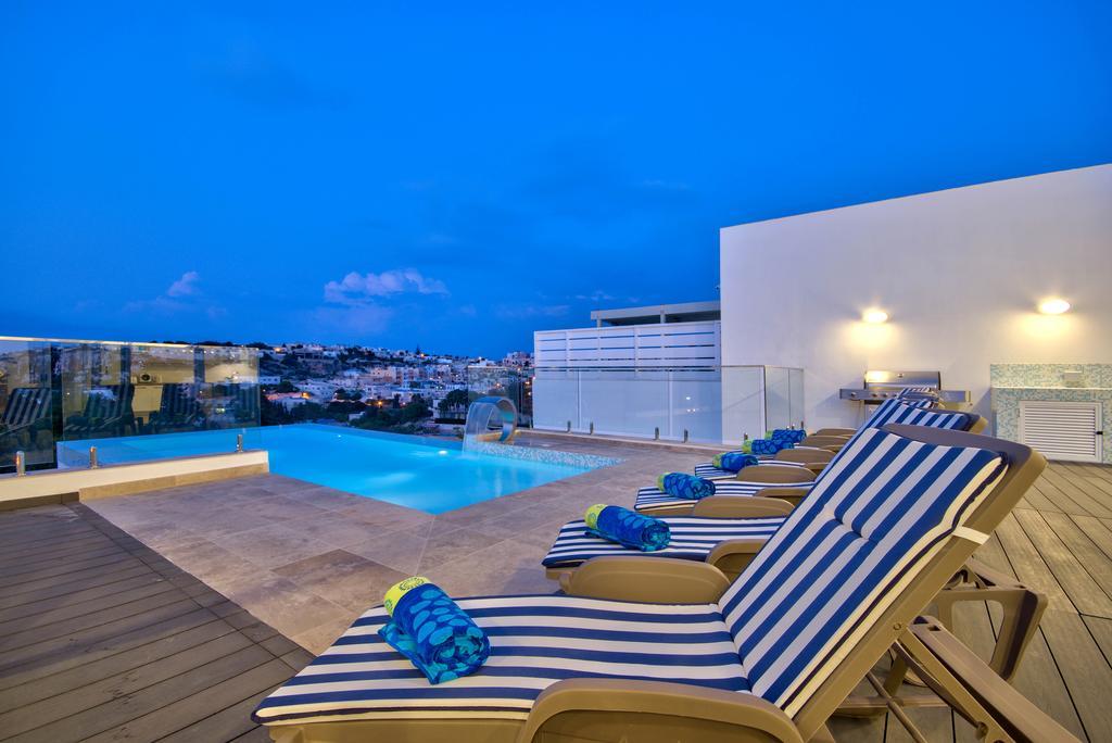 Villa Gaia - Sunset Views, Indoor Heated Pool, Sauna And Games Room 멜리에하 외부 사진